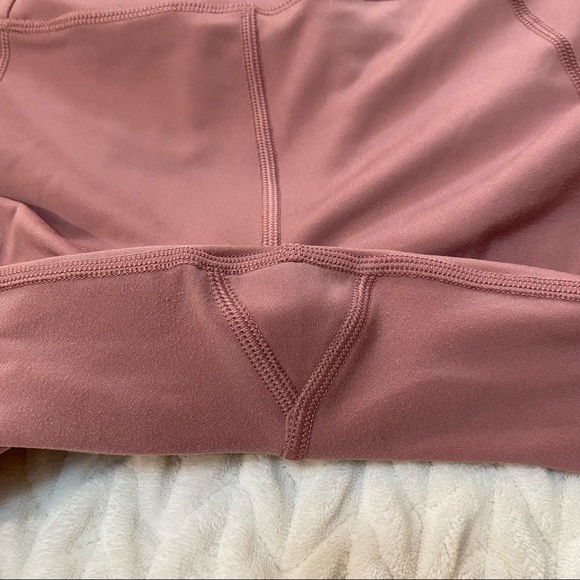 Girlfriend Collective Crop Leggings - Picture 4 of 10